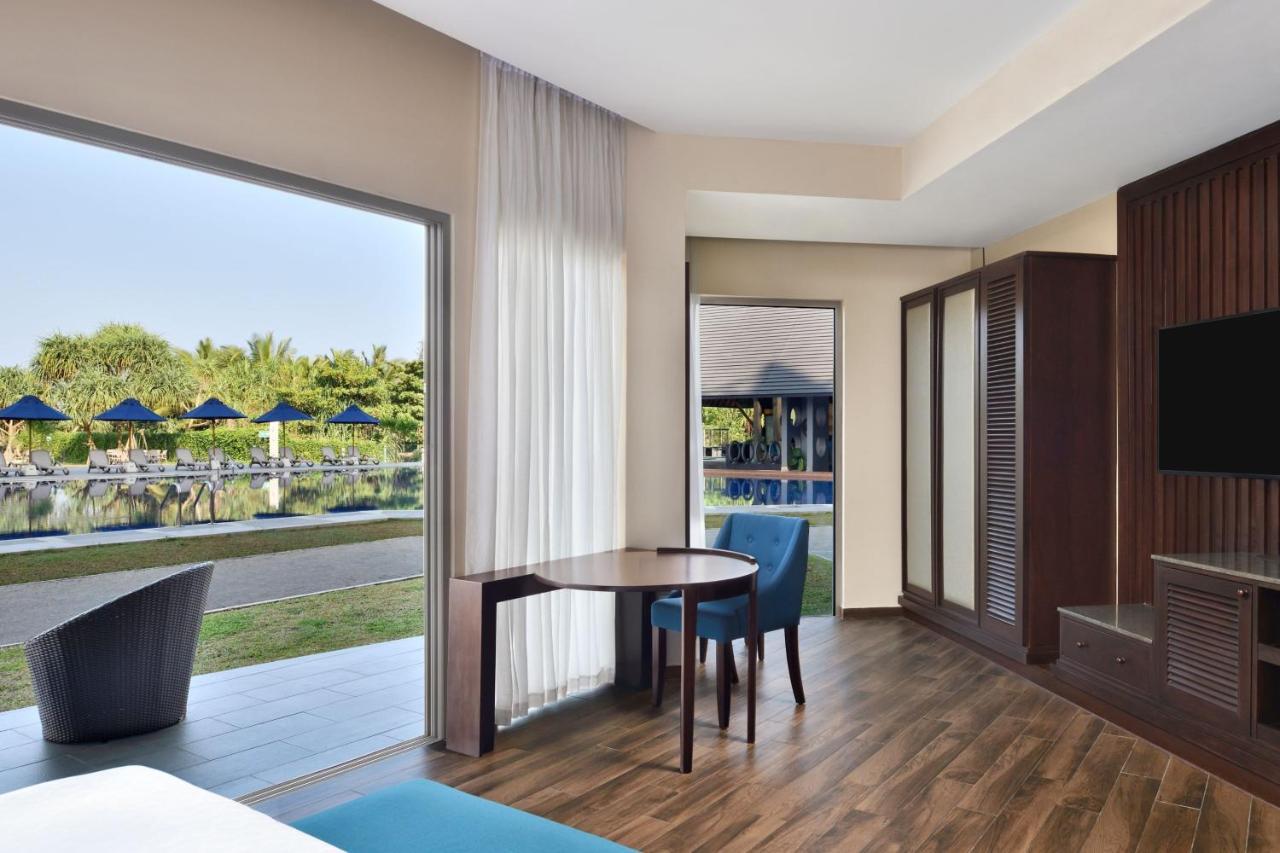 Sheraton Kosgoda Turtle Beach Resort Экстерьер фото