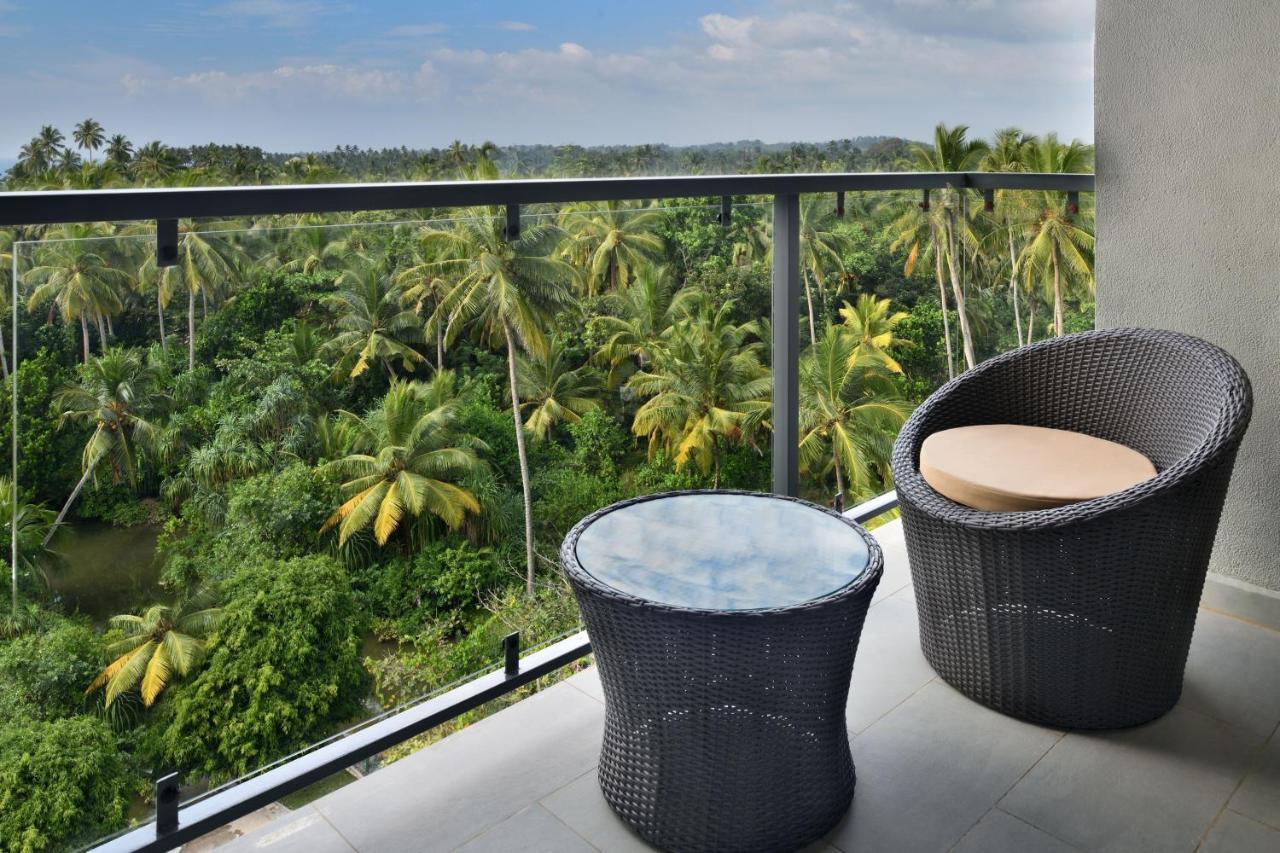 Sheraton Kosgoda Turtle Beach Resort Экстерьер фото