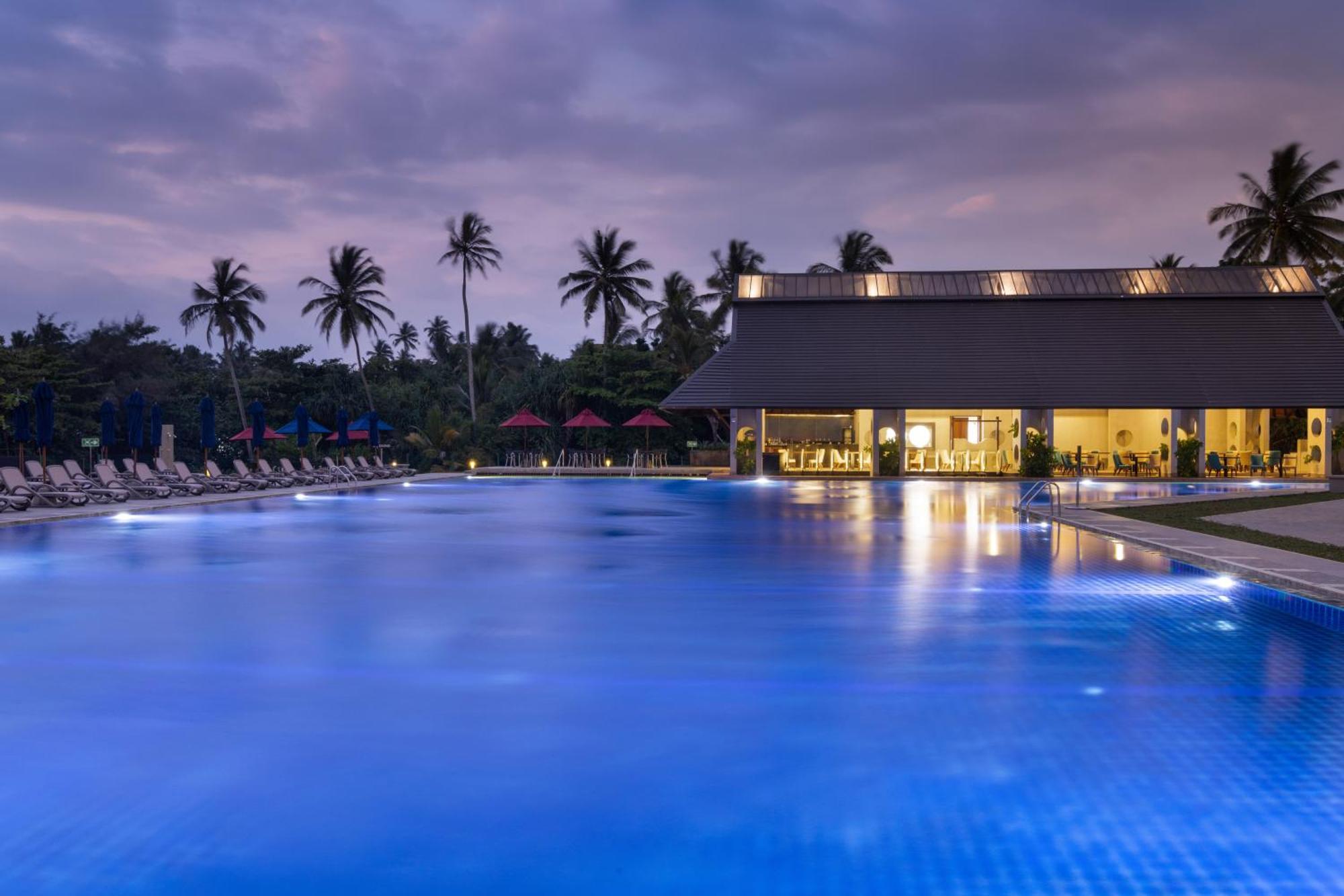 Sheraton Kosgoda Turtle Beach Resort Экстерьер фото